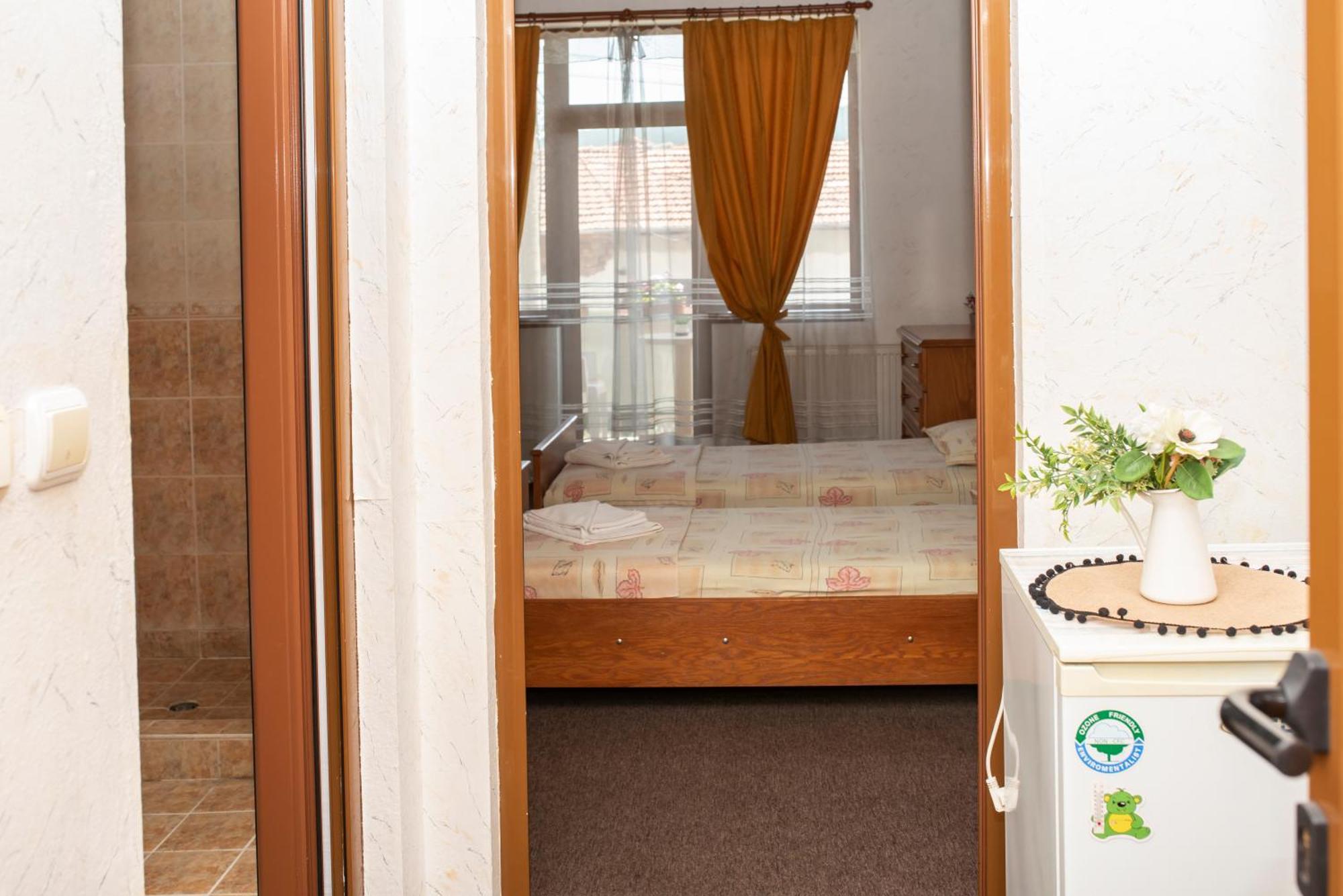 Комплекс Плавис Tryavna Exterior foto